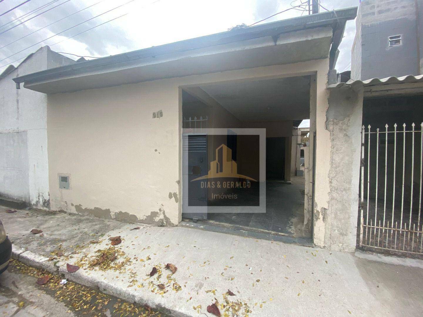 Casa para alugar com 1 quarto, 250M2 - Foto 2