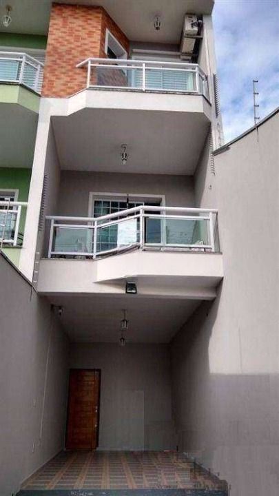 Sobrado à venda com 3 quartos, 203m² - Foto 2