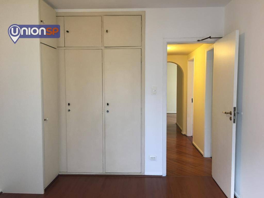 Apartamento à venda com 4 quartos, 84m² - Foto 19