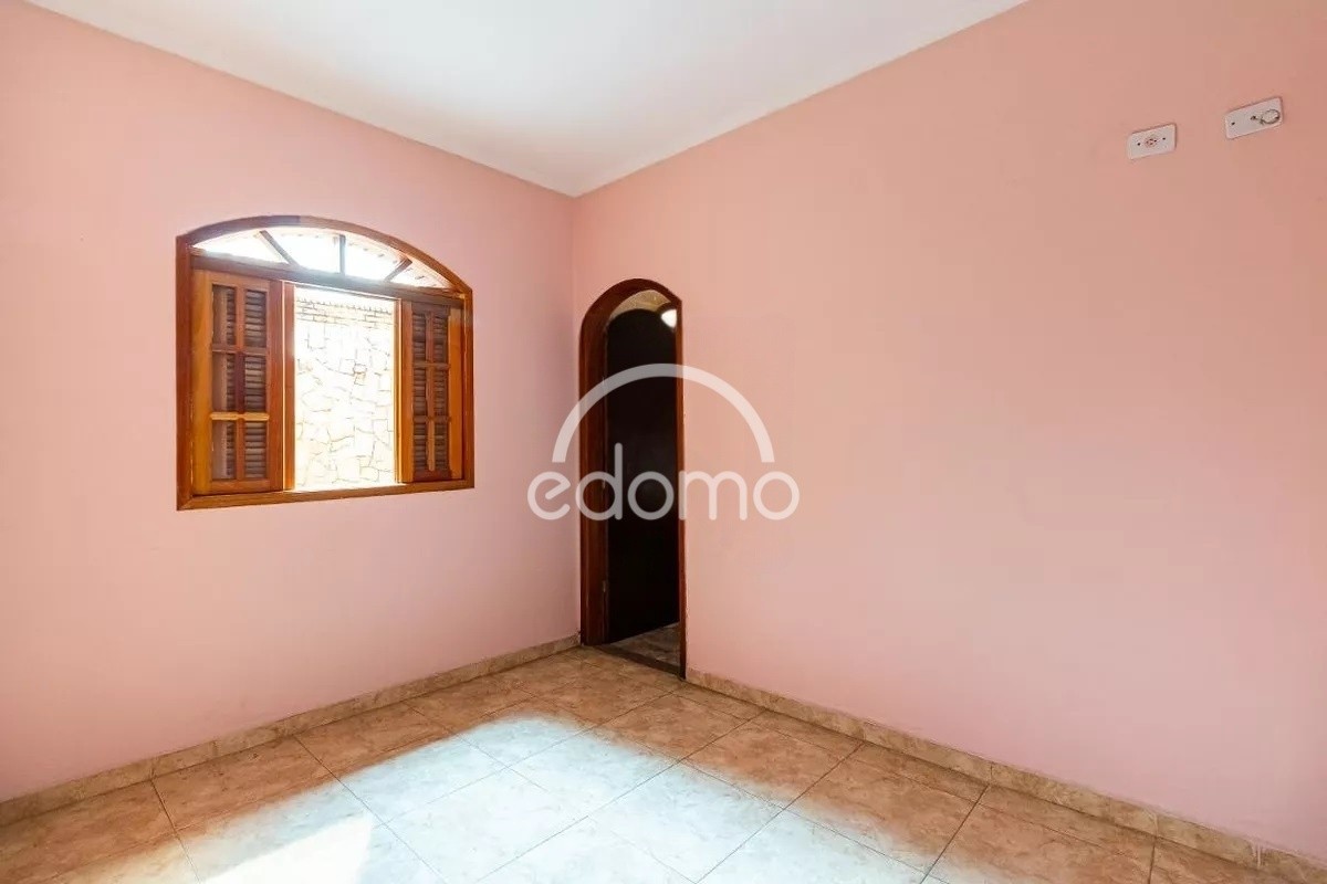Casa para alugar com 4 quartos, 145m² - Foto 8