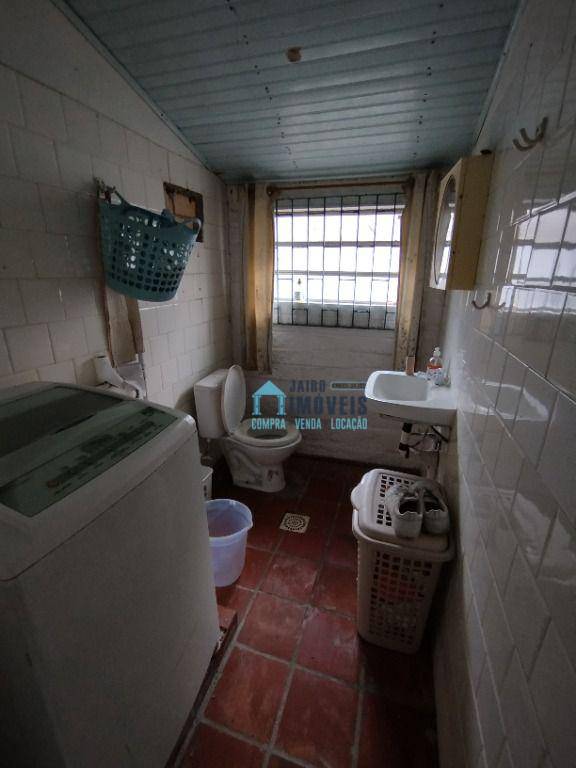 Casa à venda com 2 quartos, 130m² - Foto 14