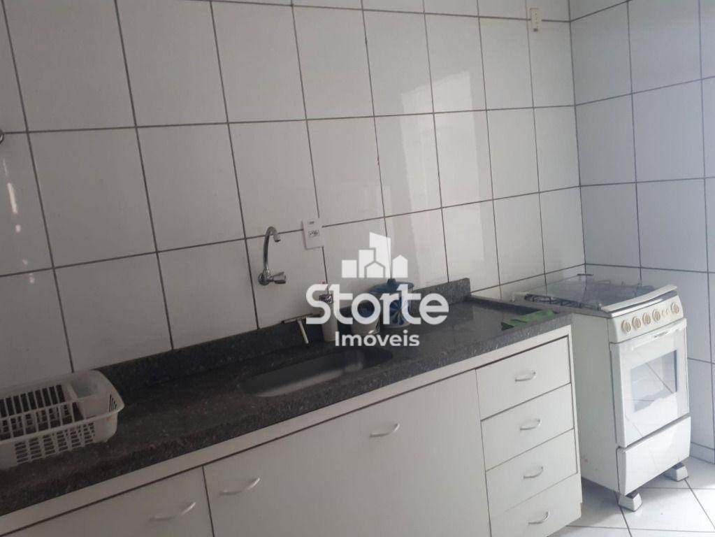 Apartamento para alugar com 2 quartos, 58m² - Foto 9