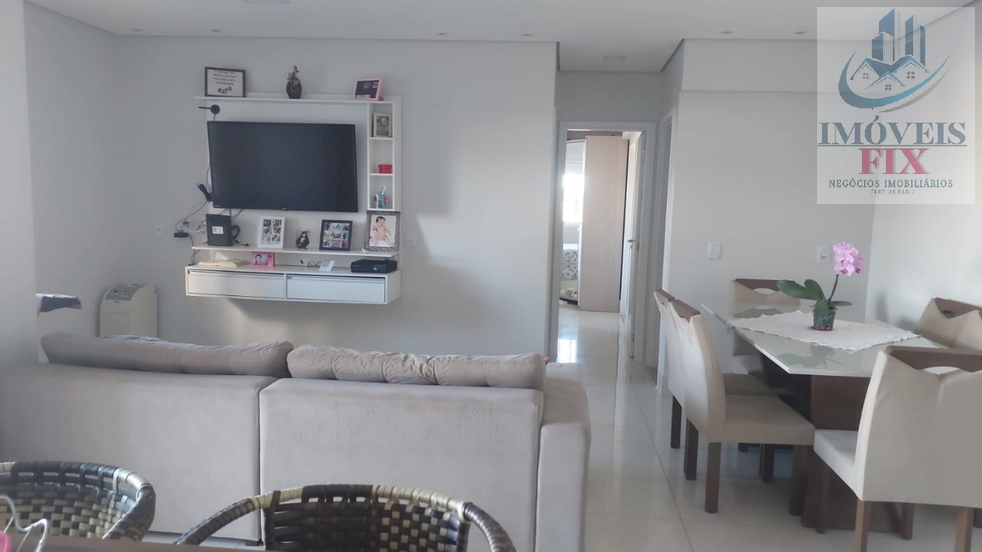 Apartamento à venda com 2 quartos, 74m² - Foto 3