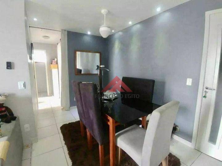 Apartamento à venda com 3 quartos, 69m² - Foto 2