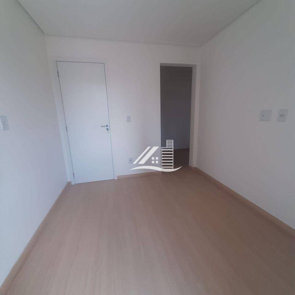 Sobrado à venda com 3 quartos, 304m² - Foto 25