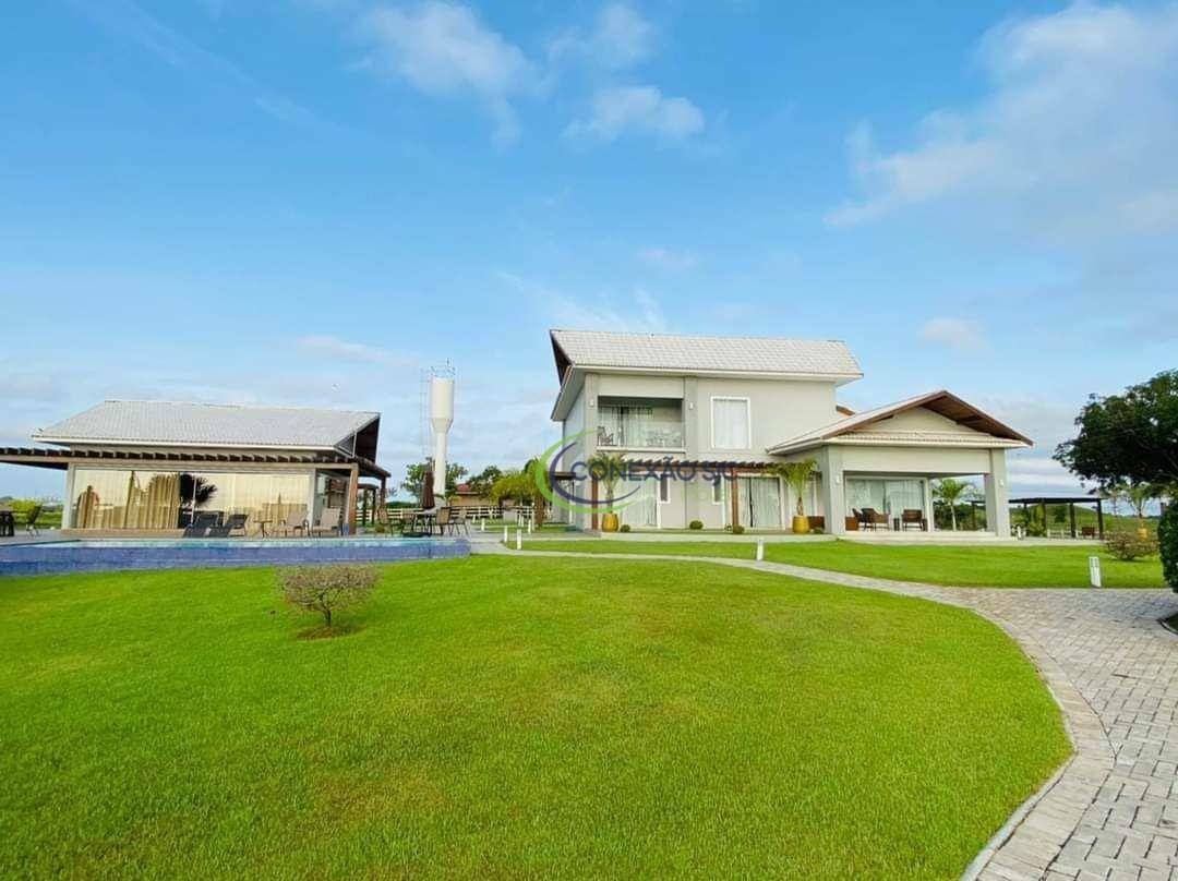 Fazenda à venda com 3 quartos, 60000000M2 - Foto 1