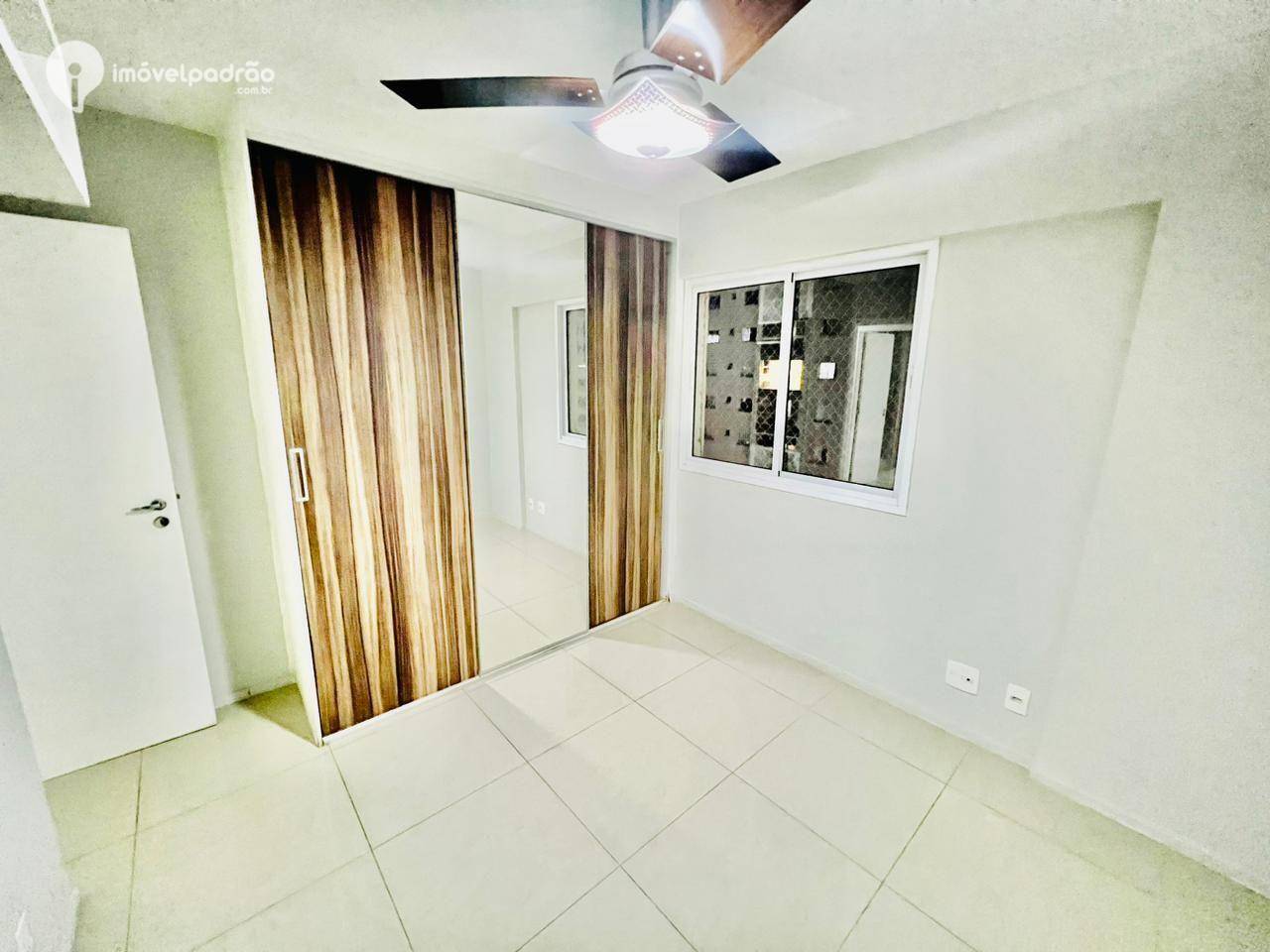 Apartamento à venda com 3 quartos, 97m² - Foto 9