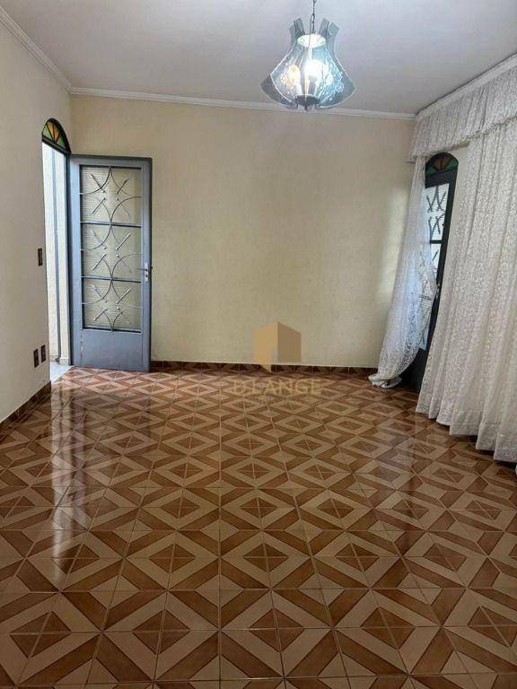 Casa à venda com 3 quartos, 140m² - Foto 2