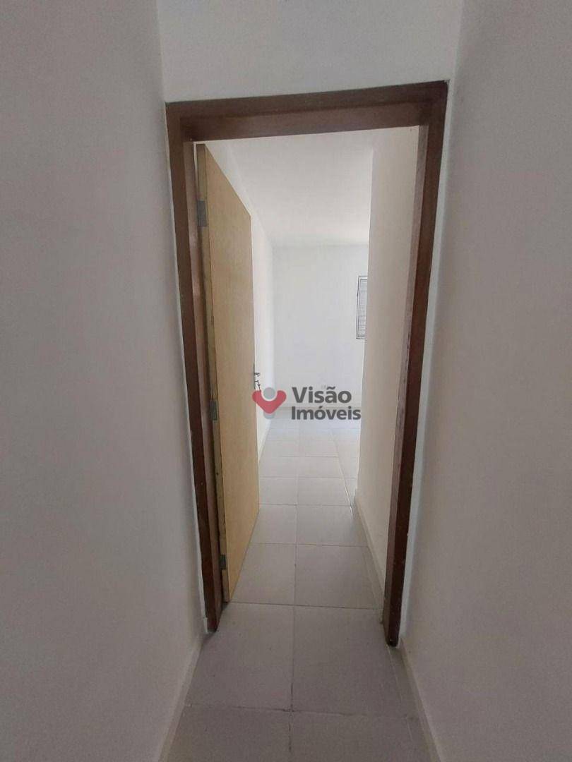 Casa à venda com 2 quartos, 56m² - Foto 19