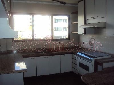 Apartamento para alugar com 3 quartos, 148m² - Foto 10