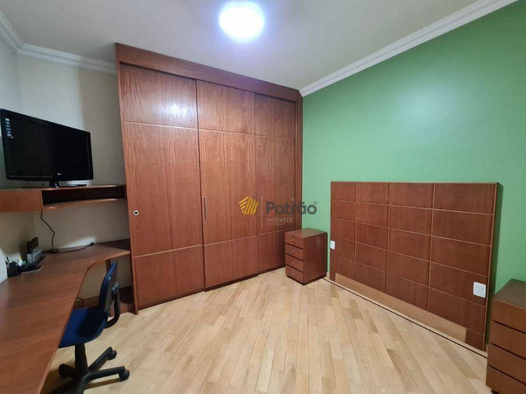 Casa de Condomínio à venda e aluguel com 5 quartos, 470m² - Foto 23