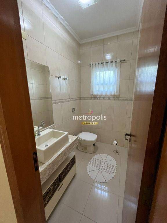 Sobrado à venda com 3 quartos, 239m² - Foto 21