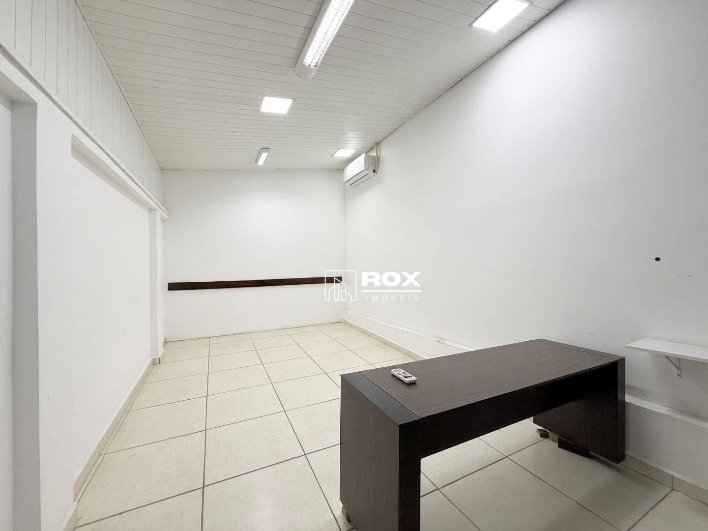 Casa para alugar, 240m² - Foto 36