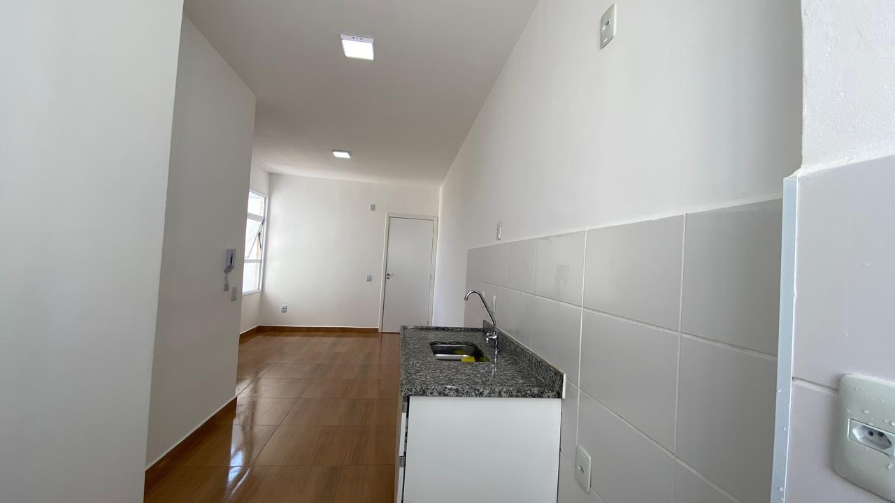 Apartamento para alugar com 2 quartos, 47m² - Foto 4