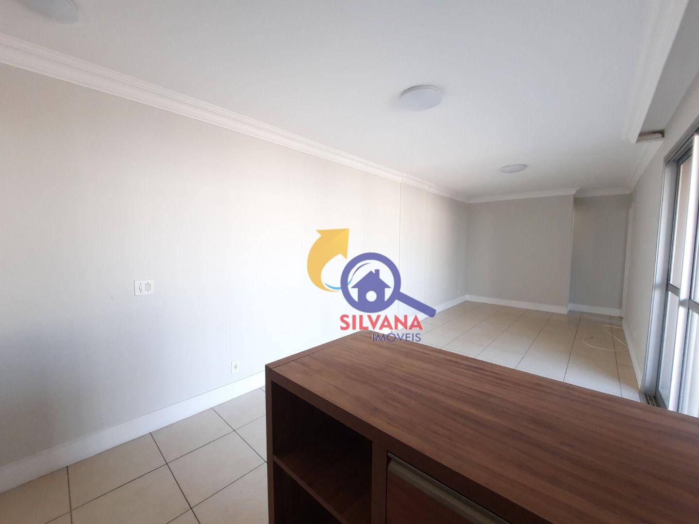 Apartamento à venda com 3 quartos, 82m² - Foto 1