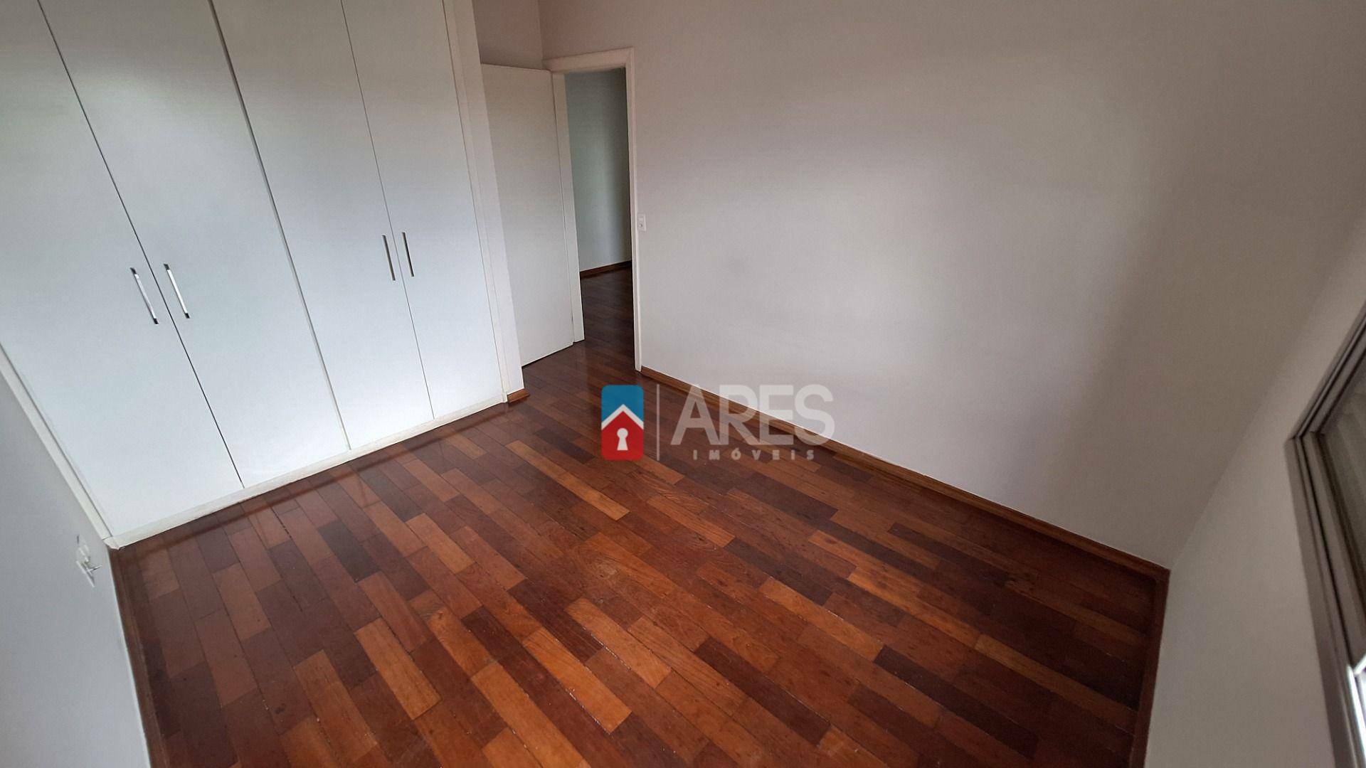 Apartamento para alugar com 3 quartos, 110m² - Foto 15