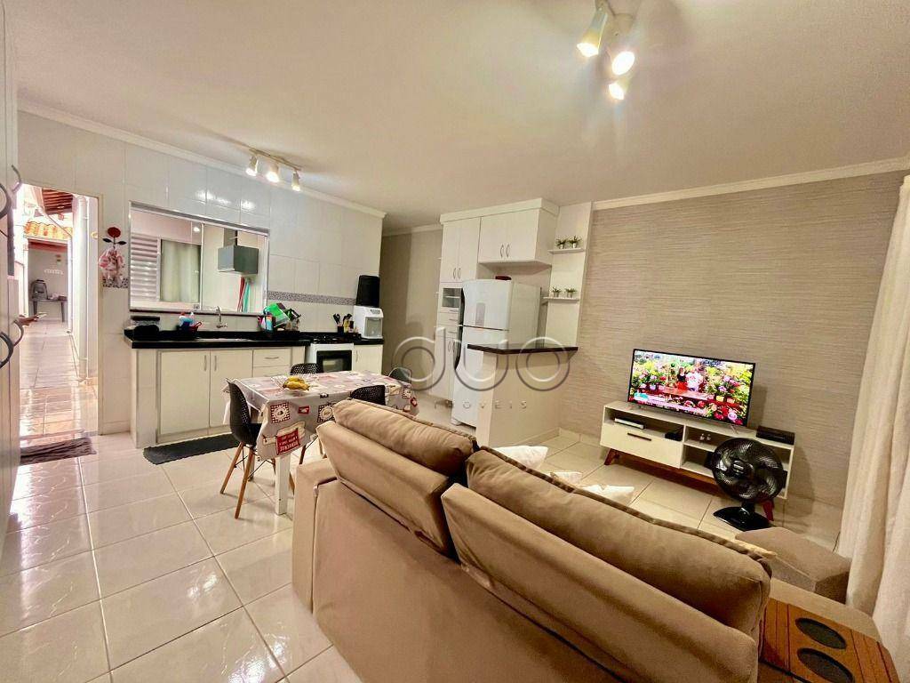Casa à venda com 2 quartos, 112m² - Foto 3