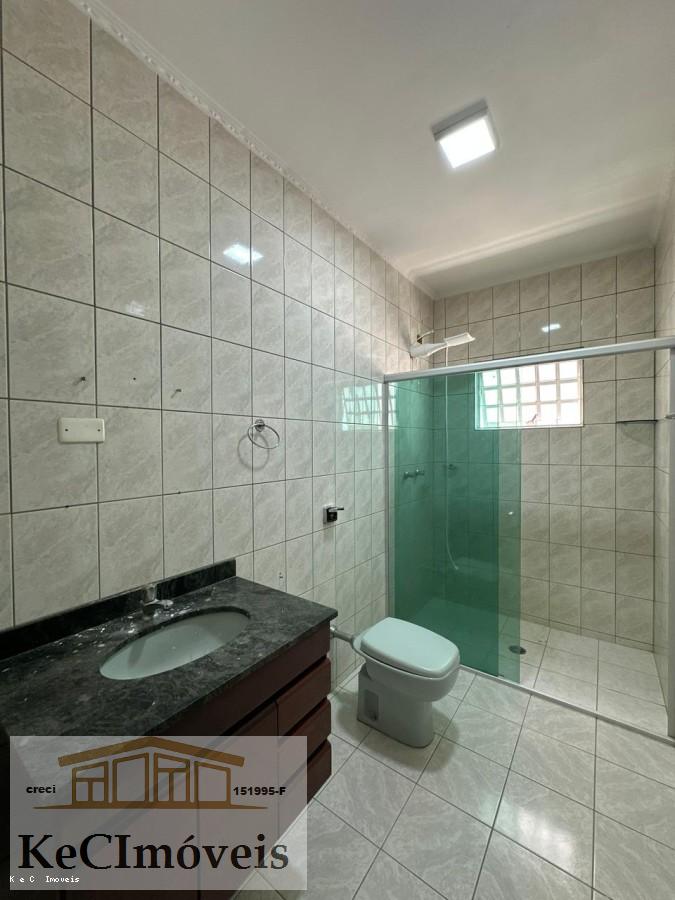 Casa à venda com 4 quartos, 160m² - Foto 11