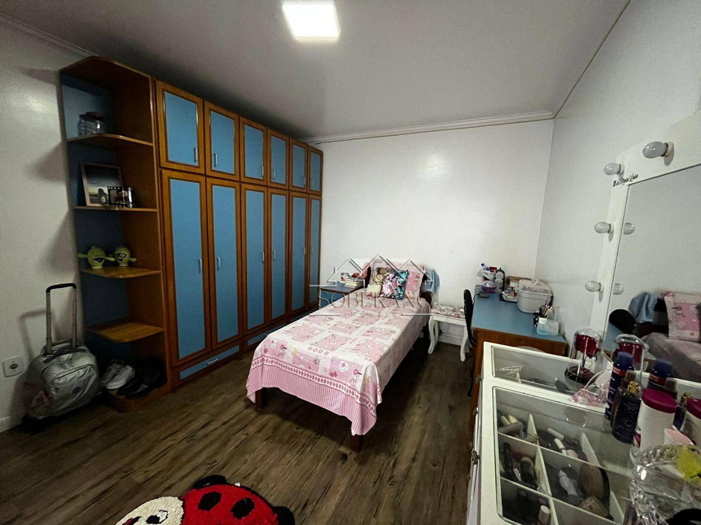 Casa à venda com 4 quartos, 400m² - Foto 16