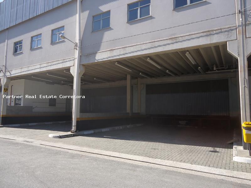 Depósito-Galpão-Armazém para alugar, 1298m² - Foto 13