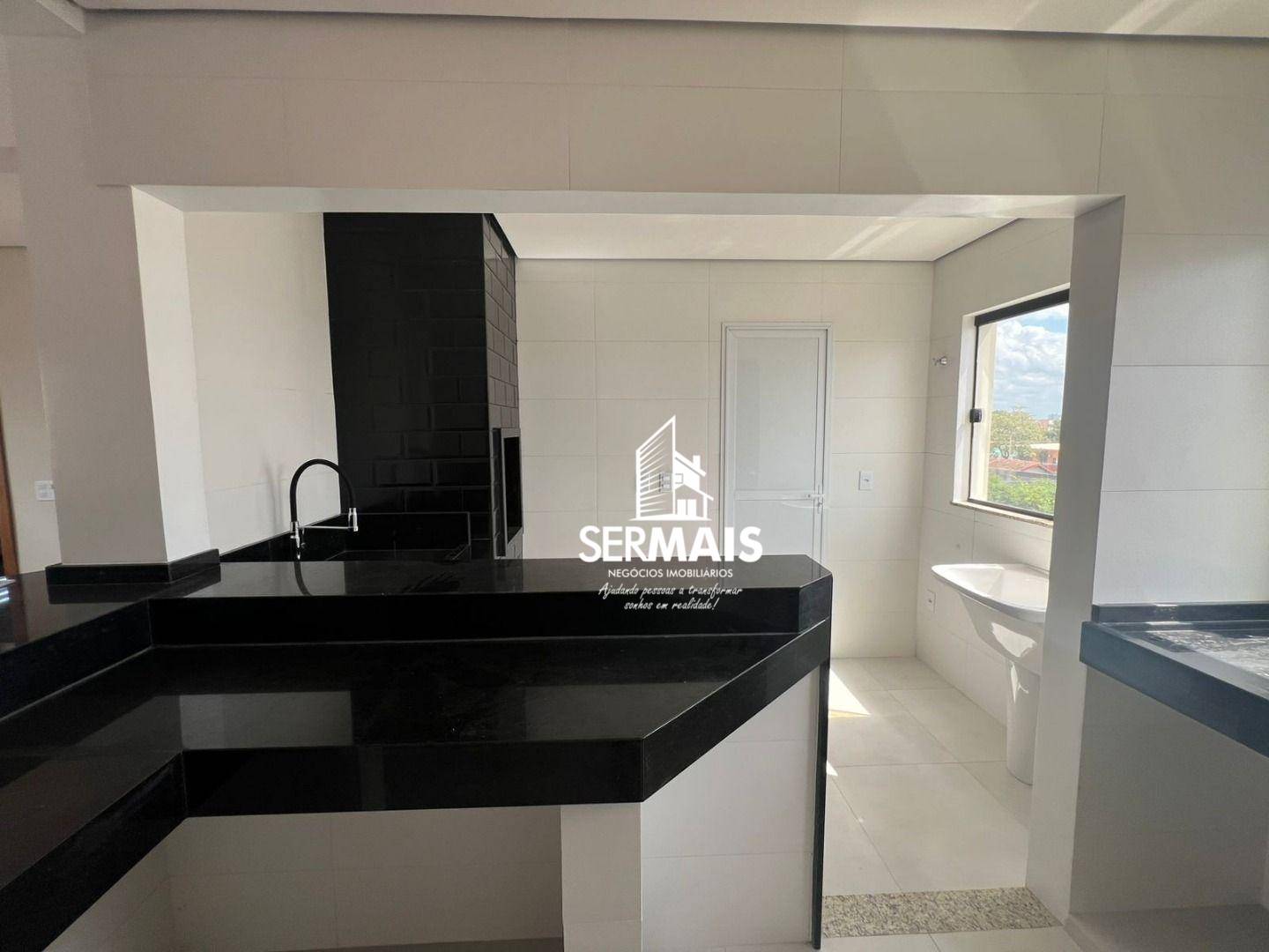 Casa, 3 quartos, 77 m² - Foto 1