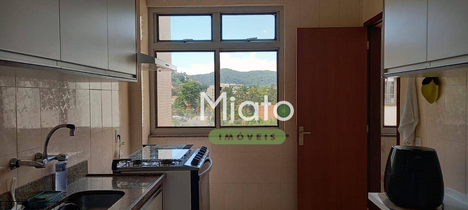 Apartamento à venda com 2 quartos, 77m² - Foto 11