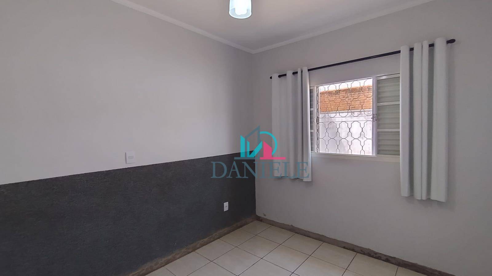 Casa à venda com 3 quartos, 150m² - Foto 7