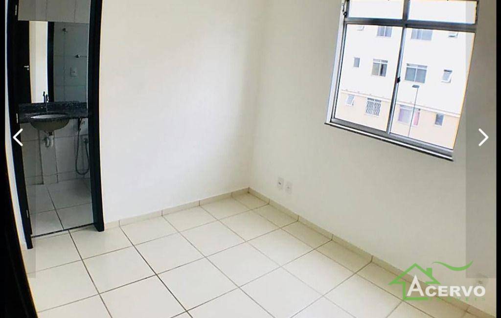 Apartamento à venda com 3 quartos, 80m² - Foto 2