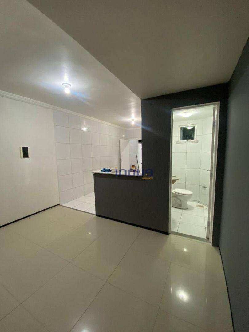 Casa à venda com 3 quartos, 100m² - Foto 17