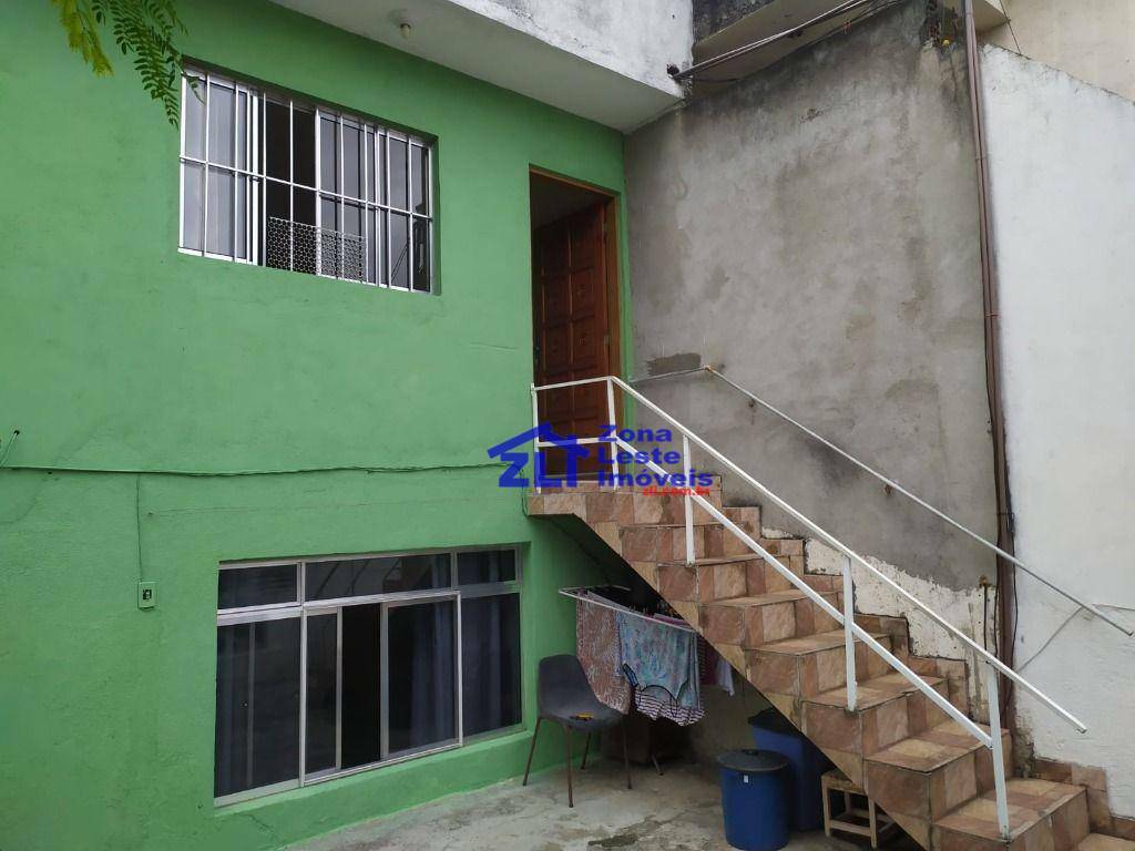 Sobrado à venda com 2 quartos, 180m² - Foto 1