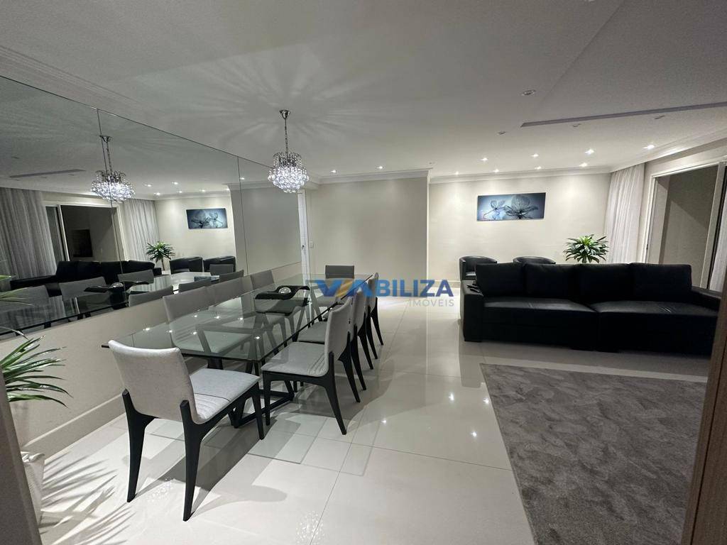 Apartamento à venda com 3 quartos, 134m² - Foto 1