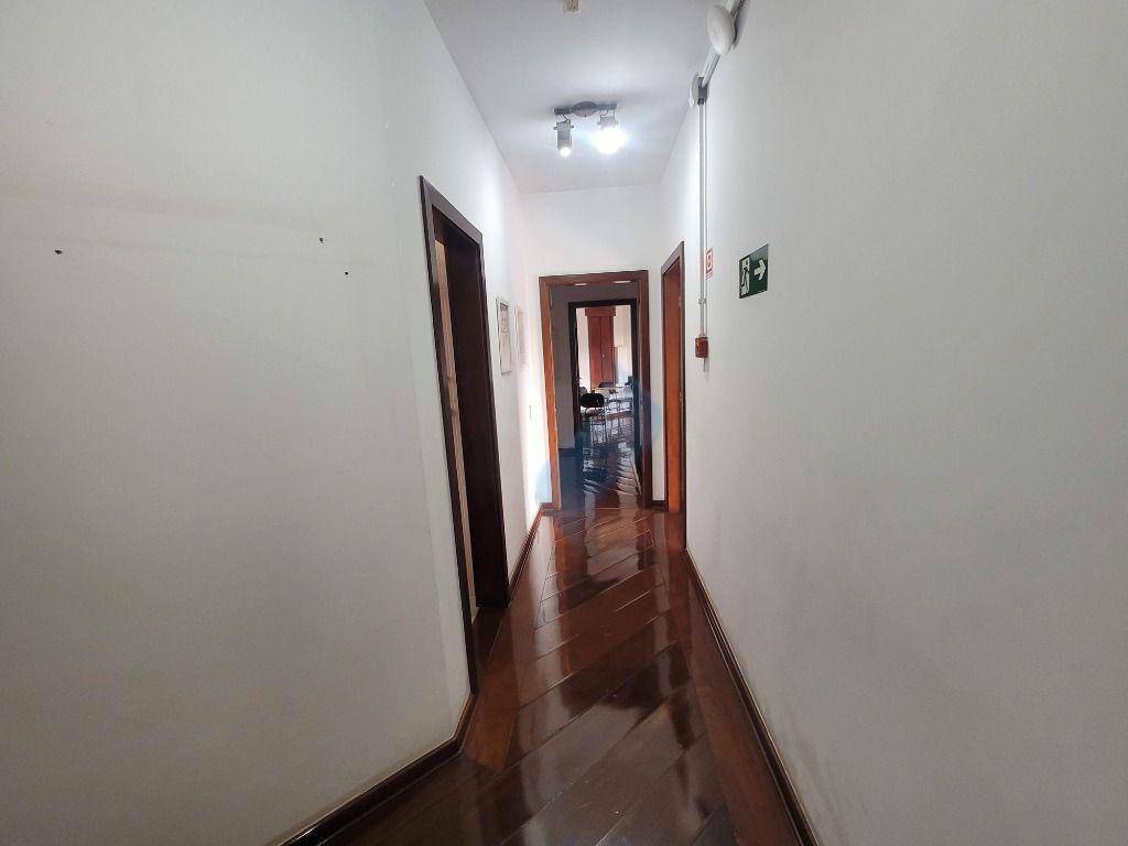 Casa à venda com 5 quartos, 609m² - Foto 22