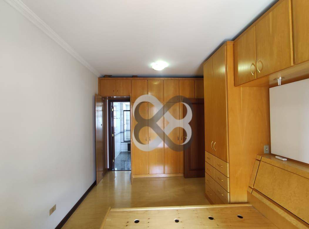 Apartamento à venda com 3 quartos, 127m² - Foto 19