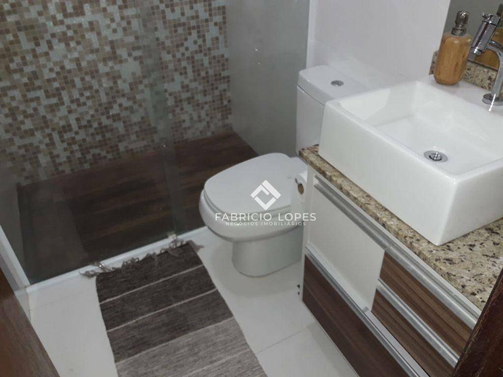 Casa à venda com 2 quartos, 103m² - Foto 12