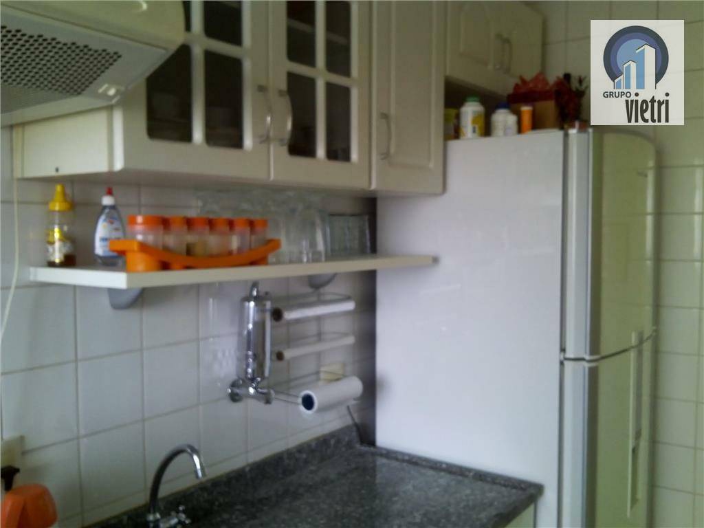 Apartamento à venda com 2 quartos, 48m² - Foto 11