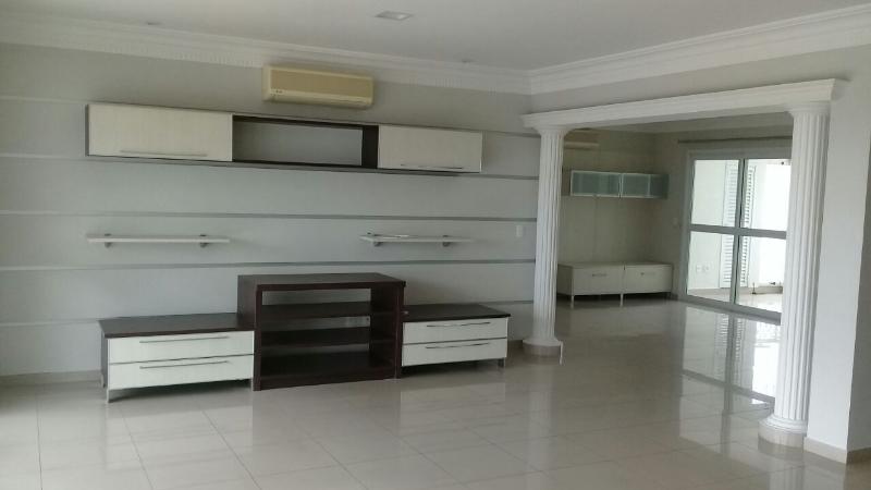 Apartamento à venda com 3 quartos, 250m² - Foto 25