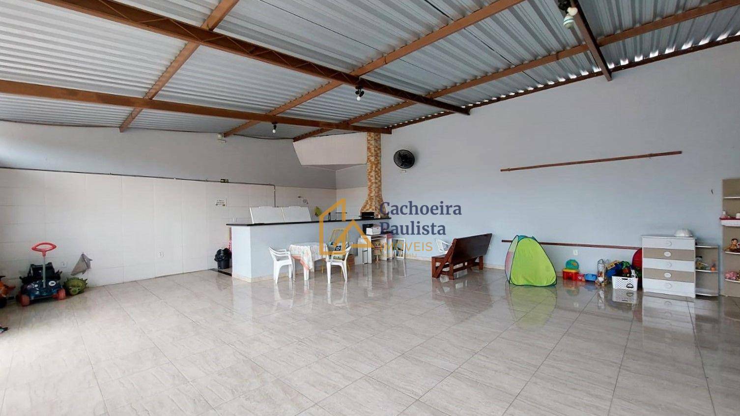 Casa à venda com 2 quartos, 300m² - Foto 11