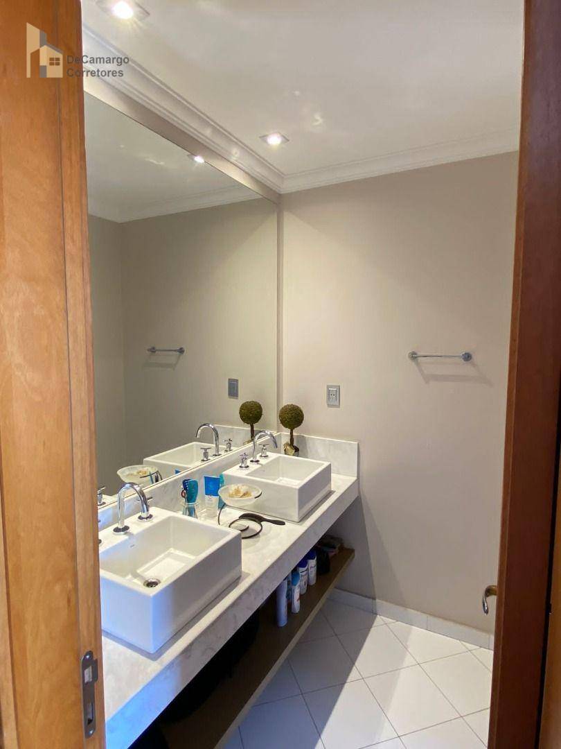 Apartamento à venda com 3 quartos, 239m² - Foto 17