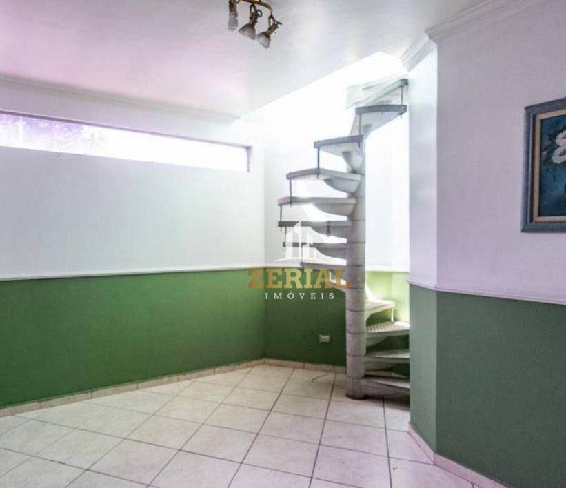 Sobrado à venda com 4 quartos, 300m² - Foto 17