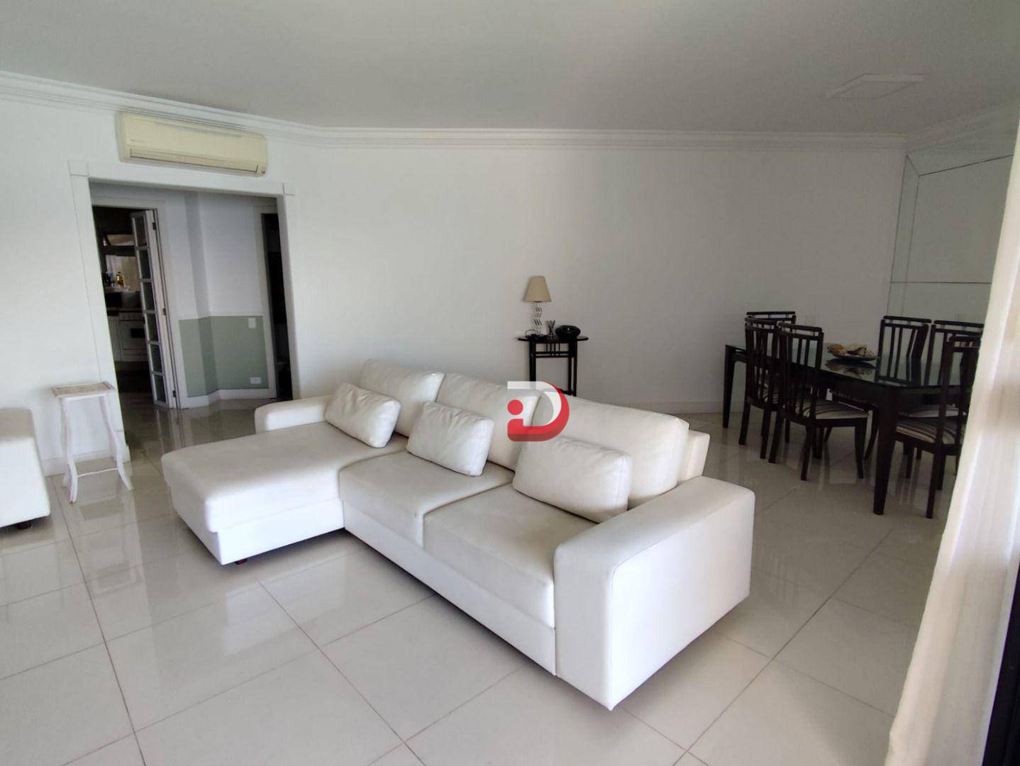 Apartamento à venda com 3 quartos, 154m² - Foto 8