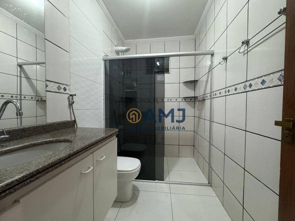 Casa para alugar com 3 quartos, 301m² - Foto 19