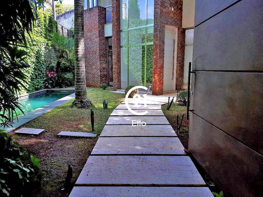 Casa à venda e aluguel com 4 quartos, 460m² - Foto 9