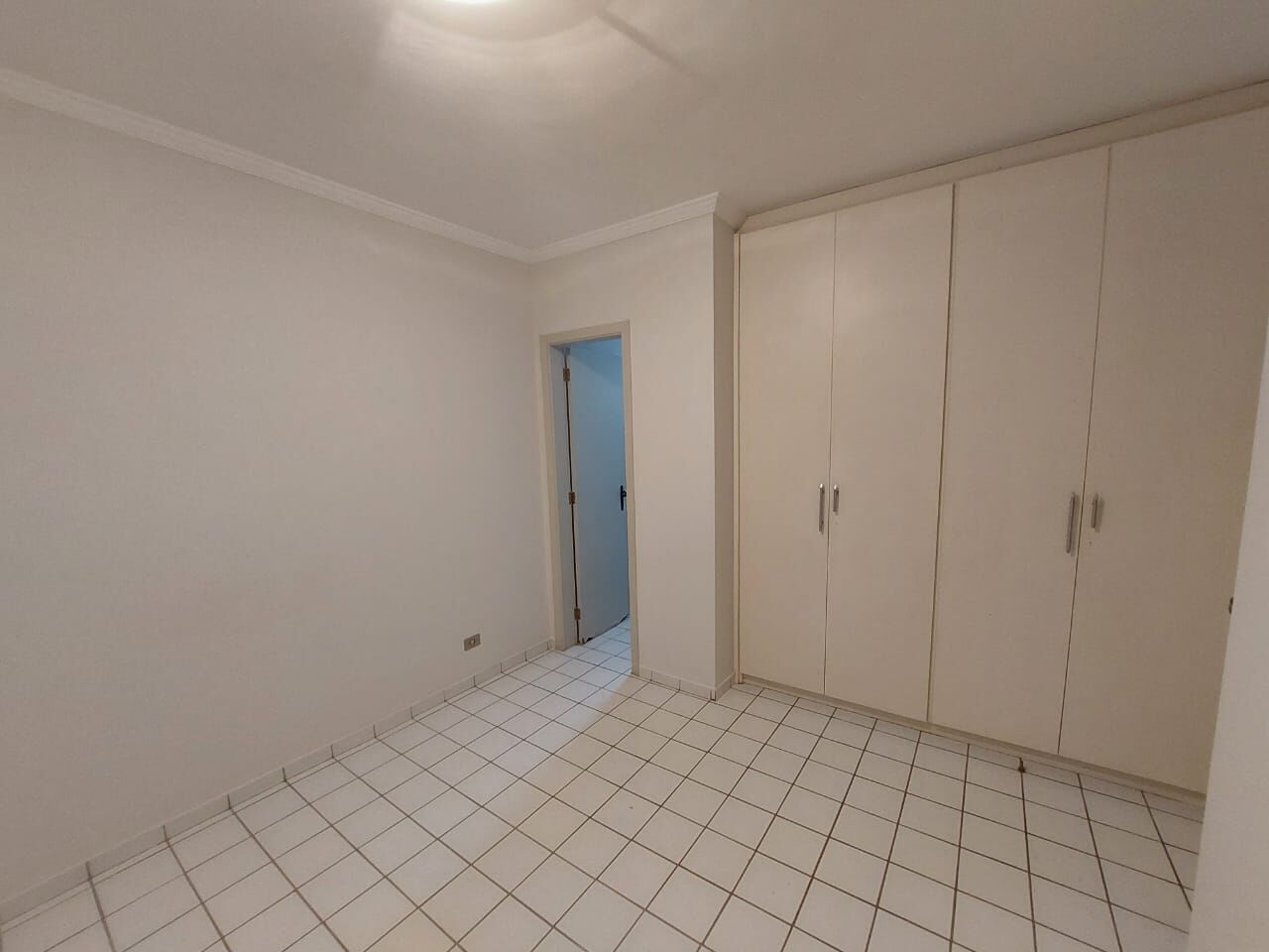 Apartamento para alugar com 2 quartos, 70m² - Foto 7