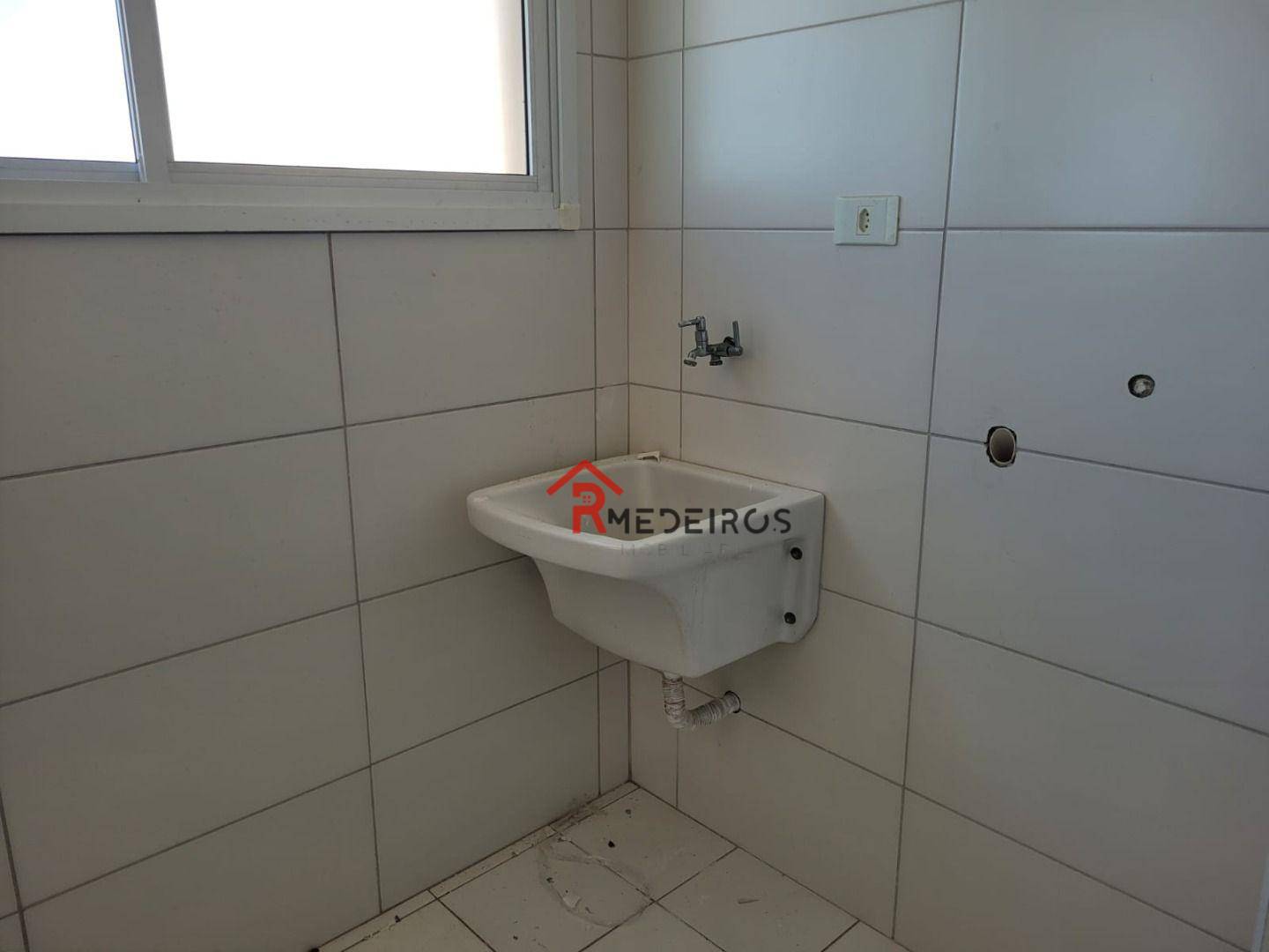 Apartamento à venda com 2 quartos, 76m² - Foto 11