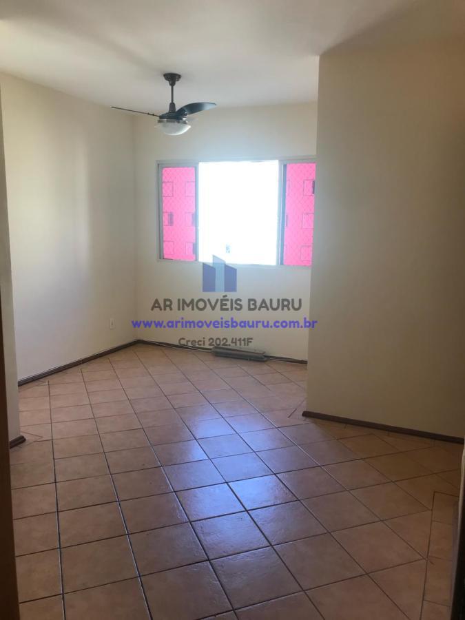 Apartamento à venda com 3 quartos, 69m² - Foto 2