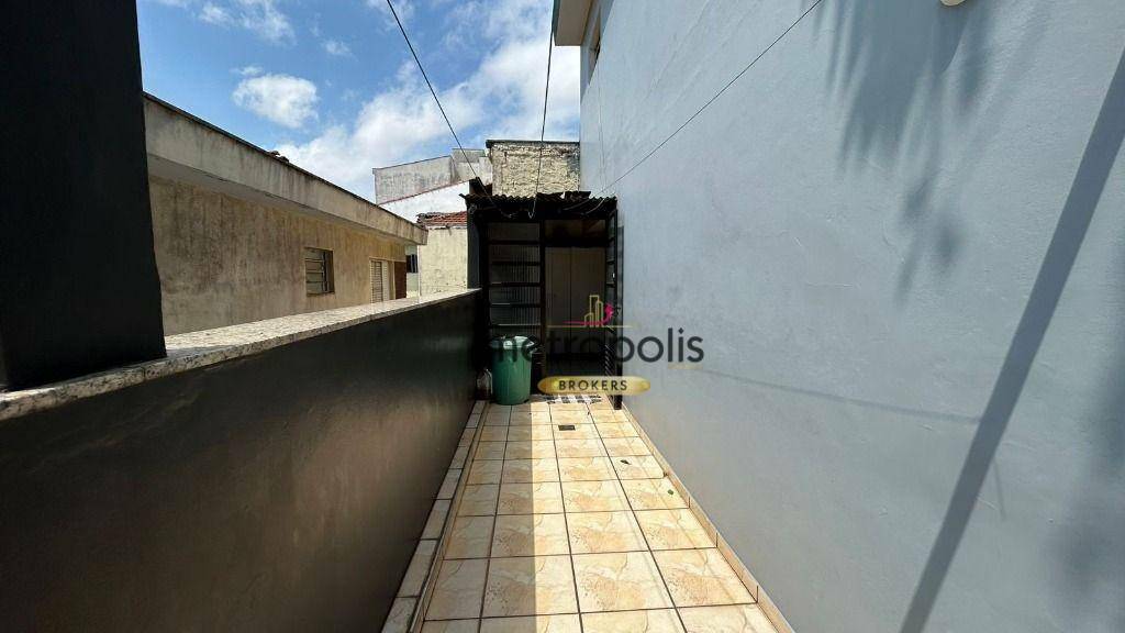 Sobrado à venda com 3 quartos, 247m² - Foto 22