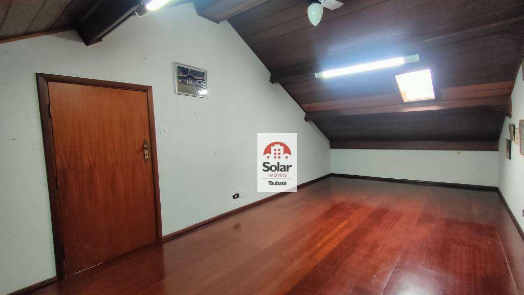 Casa de Condomínio à venda com 4 quartos, 402m² - Foto 13