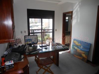 Apartamento à venda com 4 quartos, 335m² - Foto 10