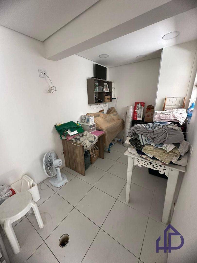 Casa para alugar com 3 quartos, 313m² - Foto 43