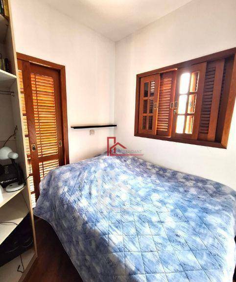 Casa à venda com 3 quartos, 98m² - Foto 7